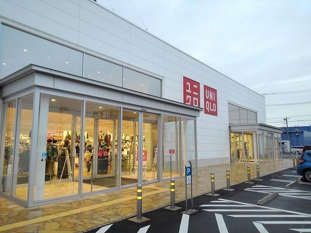 ショッピングセンター　ユニクロ鳥取千代水店（ショッピングセンター）まで708m