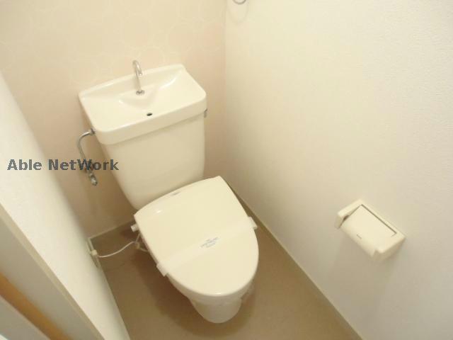 トイレ　※同物件別部屋の写真となります。