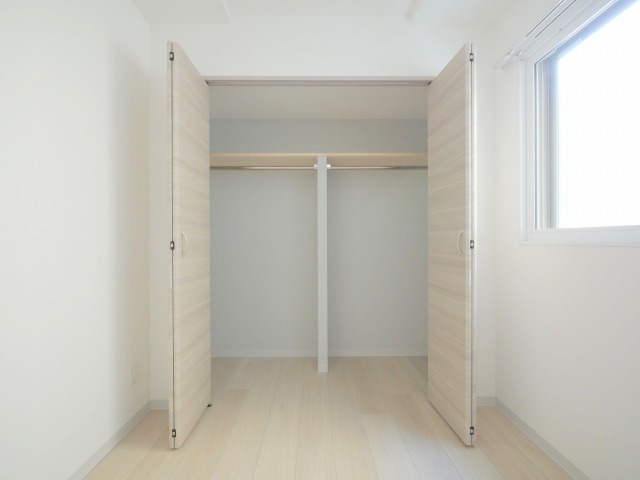 収納　衣類の収納に便利なクローゼットが付いています！
