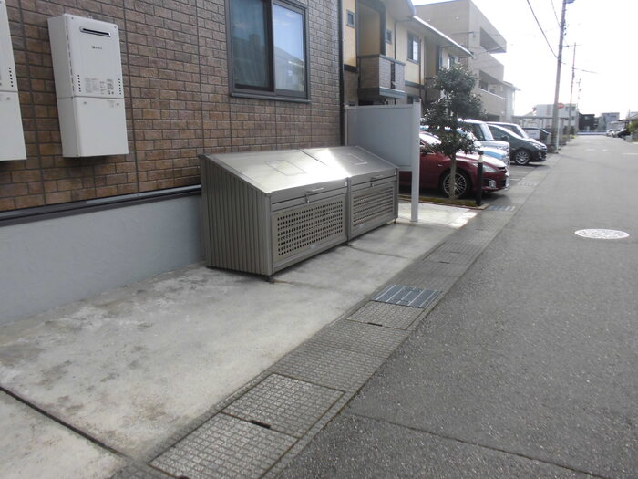 その他共有部分　敷地内ゴミ捨て場（燃えるゴミ専用）