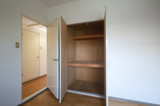 収納　※別の部屋の写真です