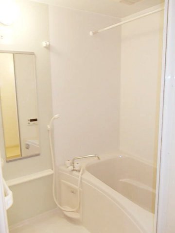 バス・シャワールーム　きれいなお風呂です