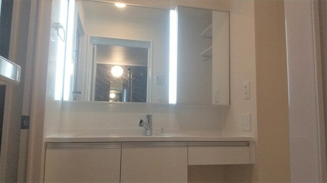 洗面設備　洗髪洗面化粧台