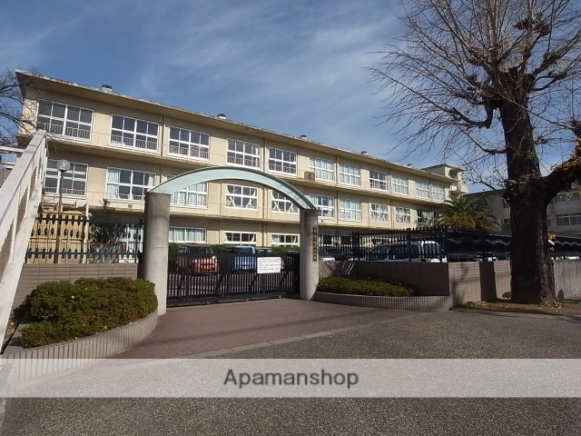 小学校　木津川市立木津小学校（小学校）まで1260m