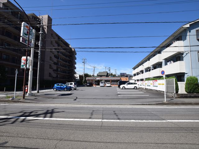 コンビニ　セブンイレブン（コンビニ）まで315m