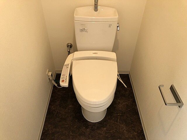 トイレ　別部屋参考画像