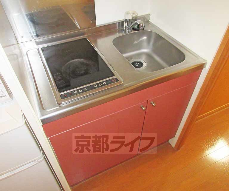 キッチン　コンパクトなキッチン・