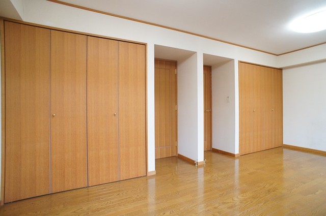 その他部屋・スペース　２部屋にセパレートできるひろびろ洋室！