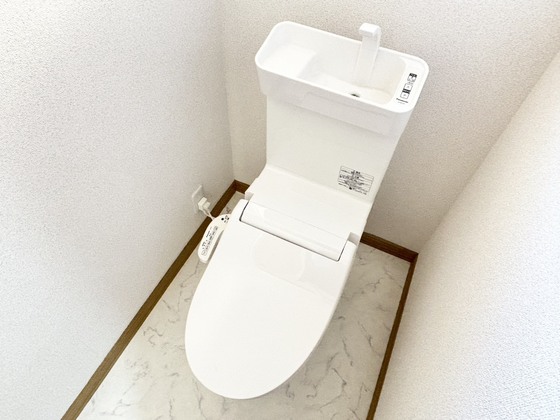 トイレ　シャワー付きトイレ