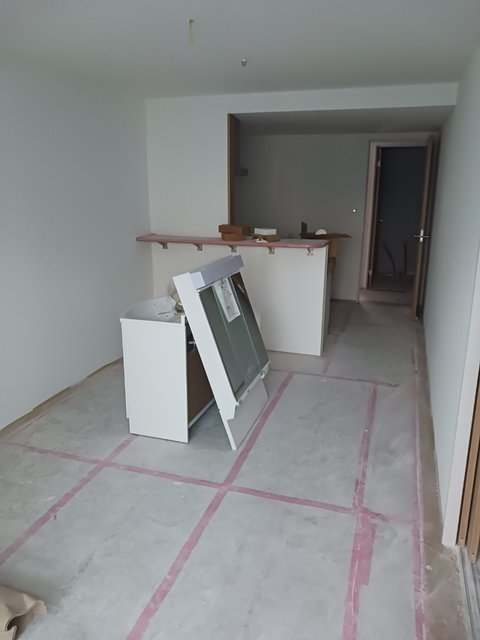 居室・リビング　建築中