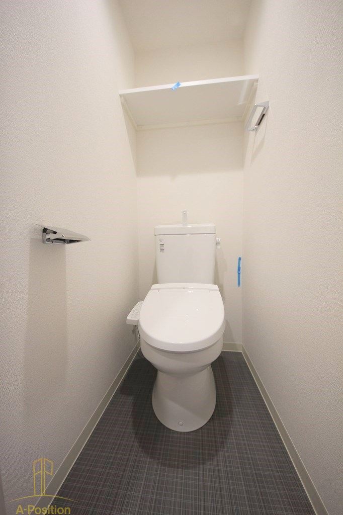 トイレ　プレサンス大阪同心メゾヴィータ