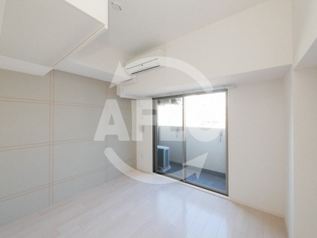 居室・リビング　SERENiTE本町reflet（セレニテ本町ルフレ）　洋室