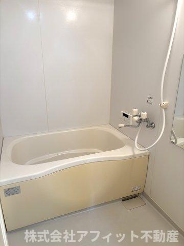 バス・シャワールーム　追い焚き機能付き