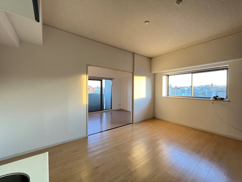 居室・リビング　同物件別部屋写真