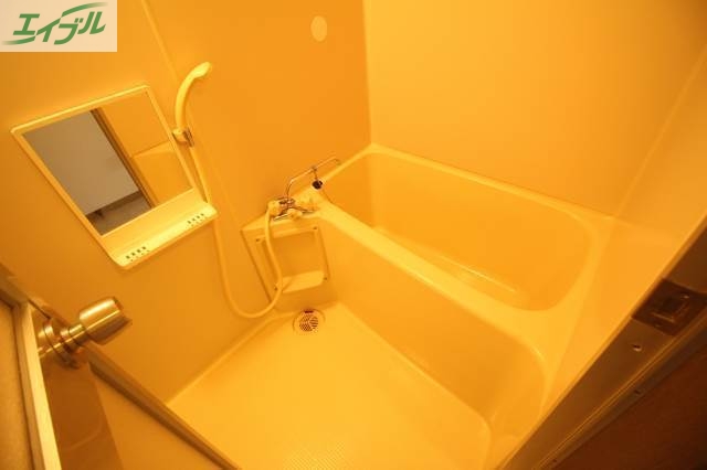 バス・シャワールーム　同物件別部屋