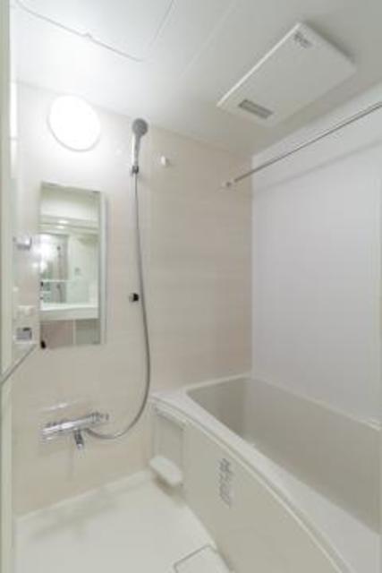 バス・シャワールーム　※写真は同タイプ住戸です。