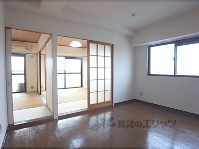 居室・リビング　洋室