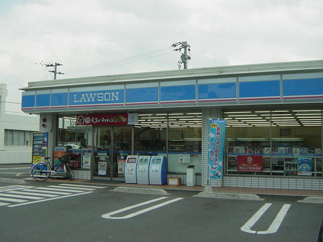 その他　コンビニ（その他）まで400m