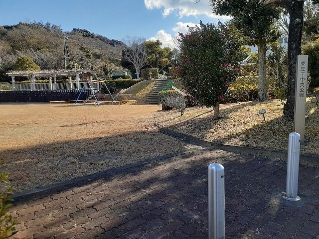 公園　東笠子中央公園（公園）まで850m