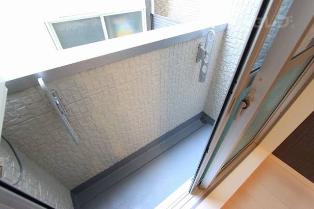 バルコニー　イメージにつき実際とは異なります