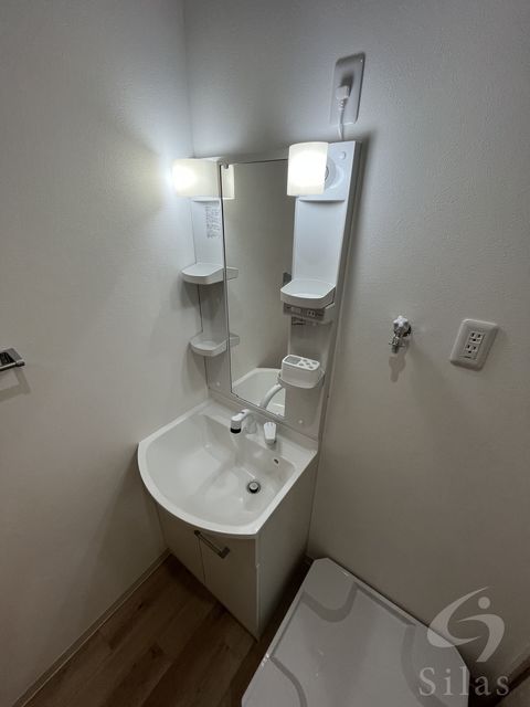 洗面設備　同仕様