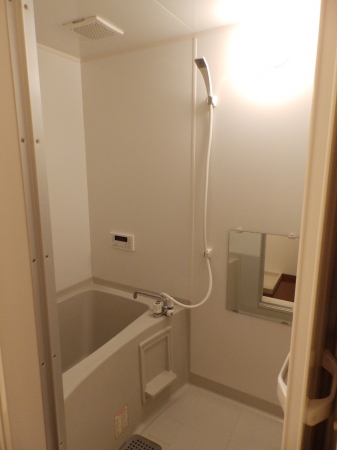 バス・シャワールーム　きれいなお風呂です