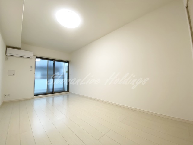 居室・リビング　日当たり良好な洋室♪