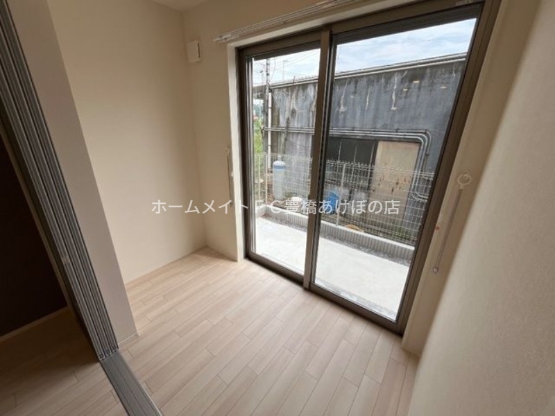 バルコニー　同型完成モデル