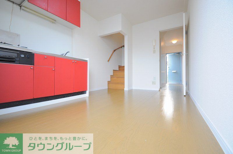 居室・リビング　1Fはフローリングです