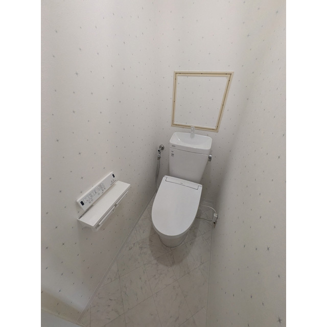 トイレ　トイレ