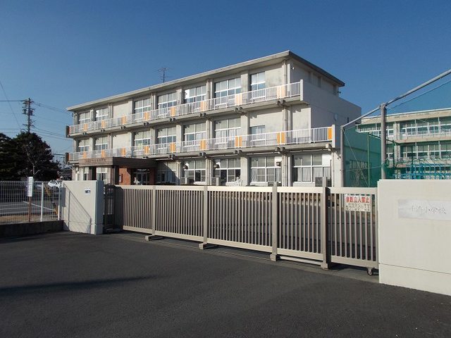 小学校　掛川市立千浜小学校（小学校）まで110m