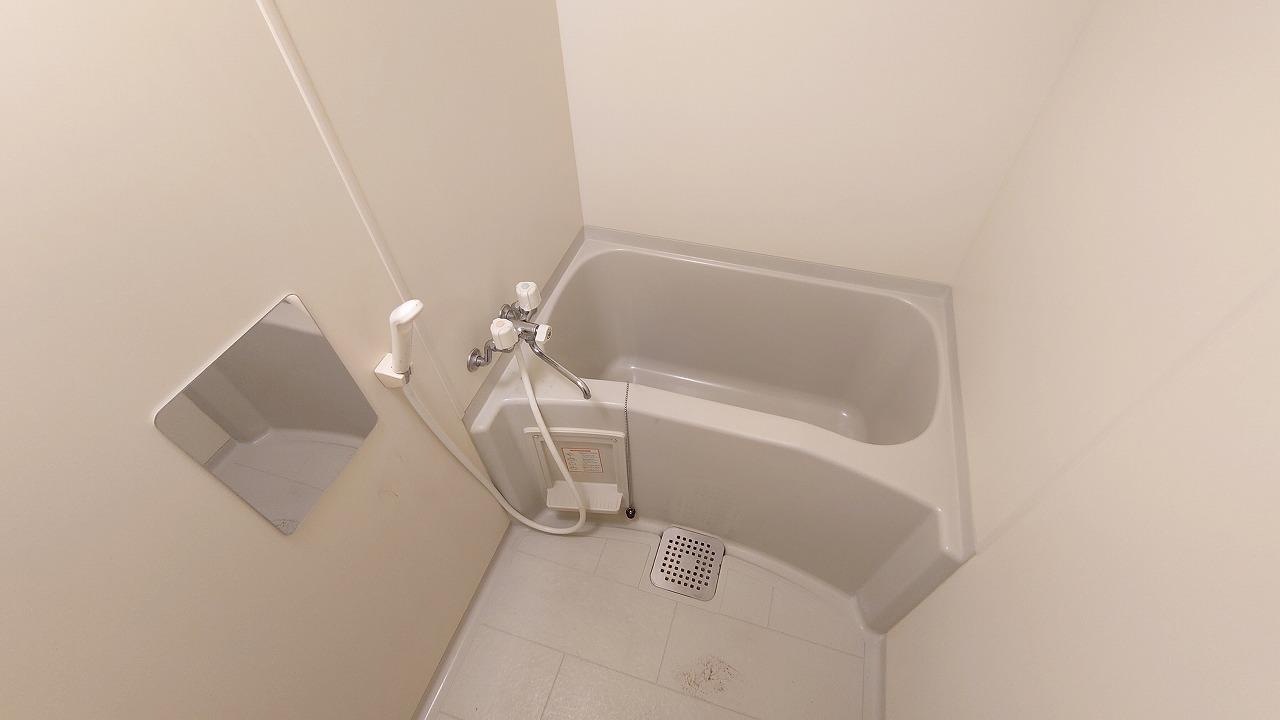 バス・シャワールーム　ゆったり入浴できるバスルーム♪シャワー付♪