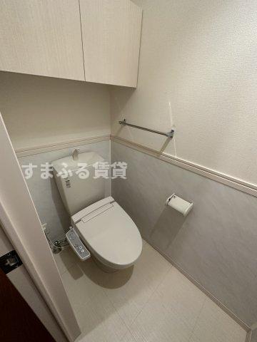 トイレ　同仕様　反転