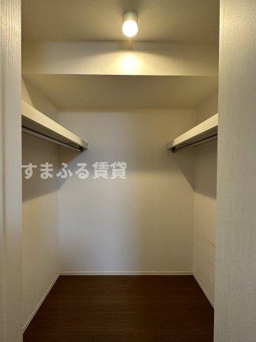 収納　同仕様　反転