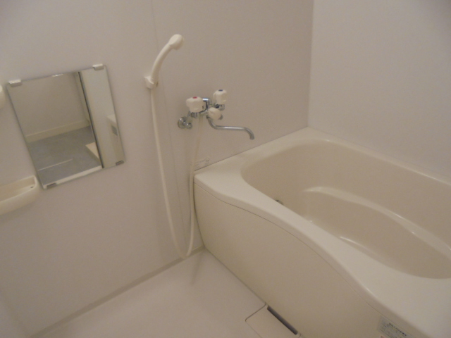 バス・シャワールーム　追焚き付き