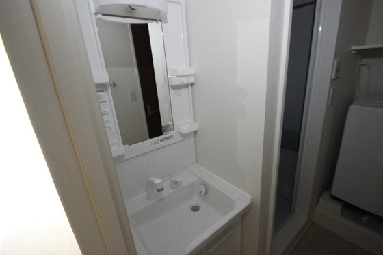 洗面設備　※別部屋の写真です