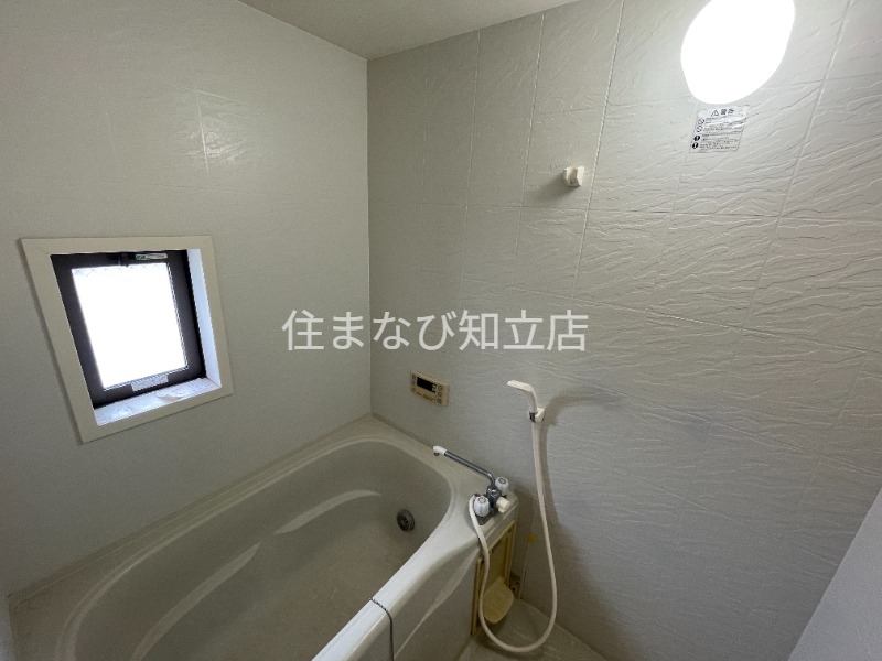 バス・シャワールーム　同型別部屋写真