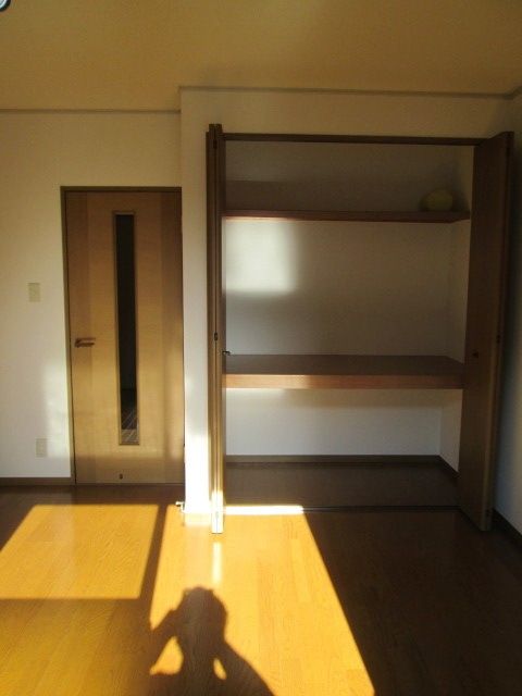 居室・リビング　★日当たり良好★