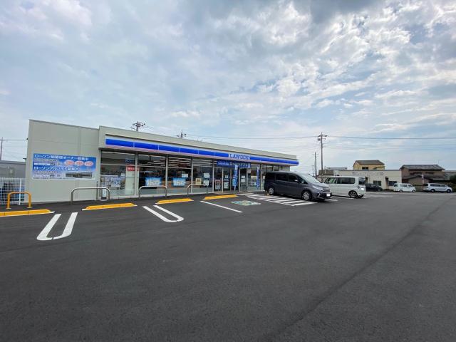 コンビニ　ローソン（コンビニ）まで1377m