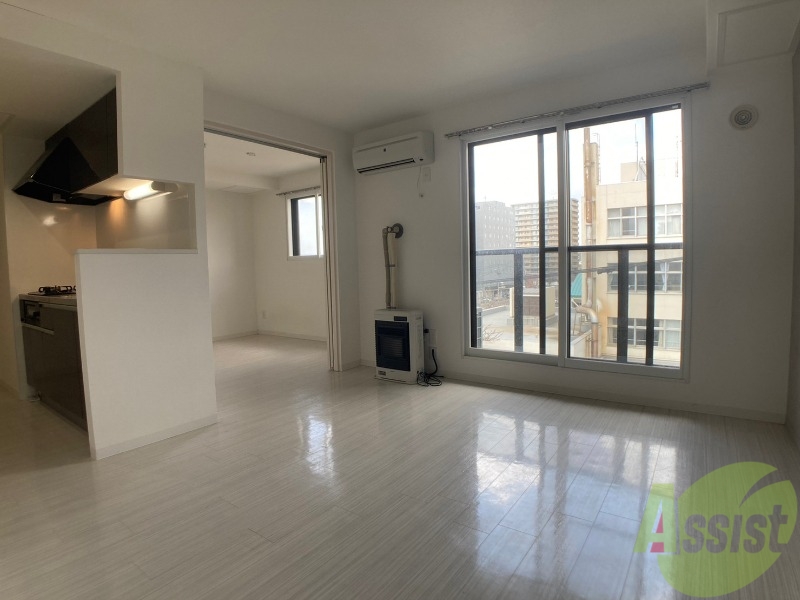 居室・リビング　明るいお部屋は気持ちよく過ごせそうですね。