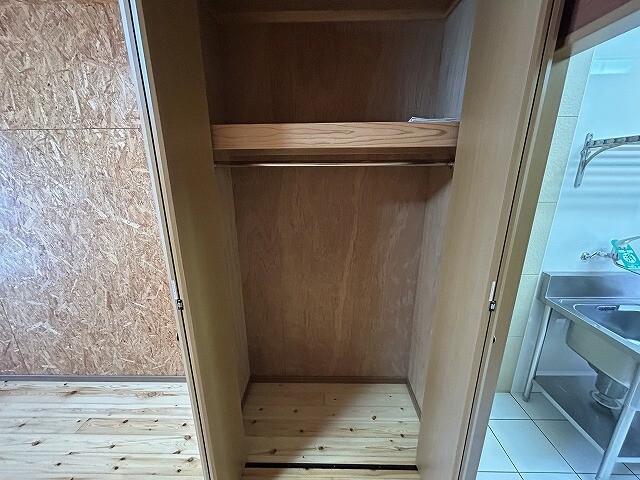 収納　※別室同じ間取りの写真。現況を優先します。