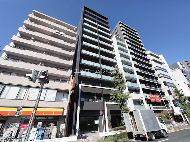 建物外観　外観　オートロック防犯カメラTVモニターホン宅配BOX完備