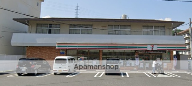 コンビニ　セブンイレブン（コンビニ）まで484m