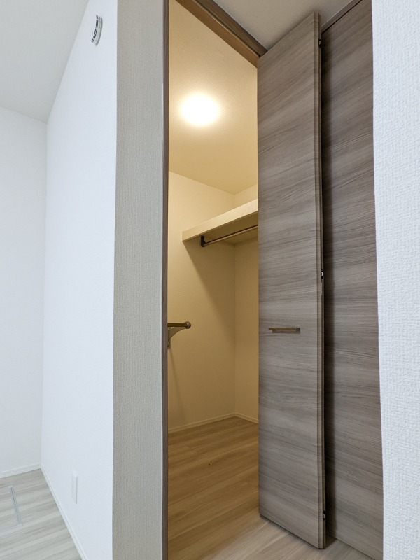 収納　図面と現状に相違がある場合には現状を優先