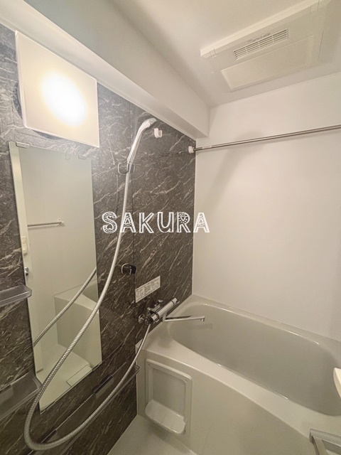 バス・シャワールーム　日々の疲れを癒すお風呂です♪