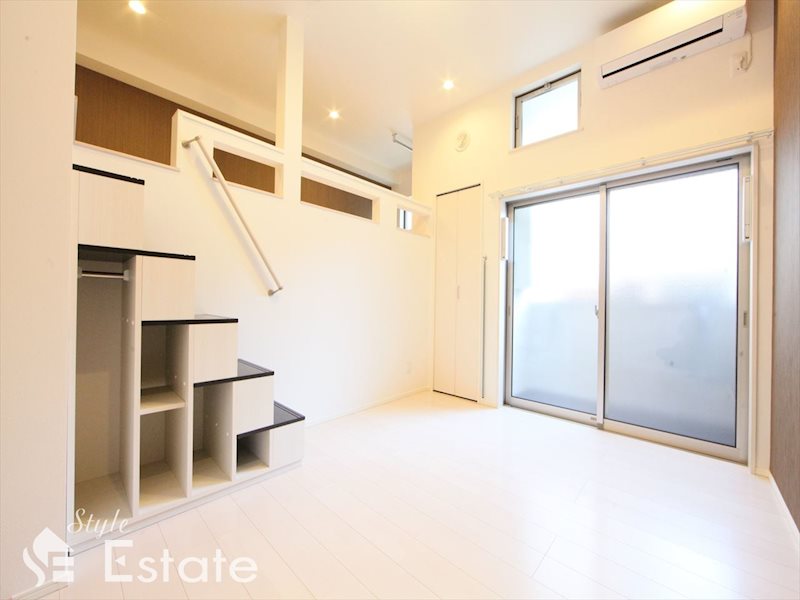 居室・リビング　洋室　ロフト付