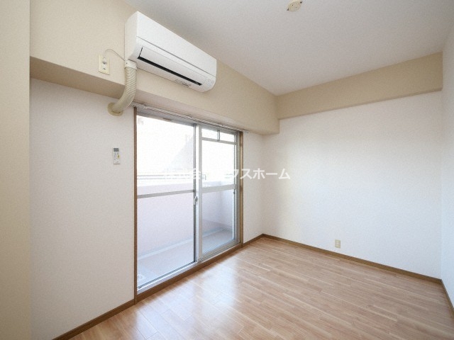 居室・リビング　使いやすい居間です