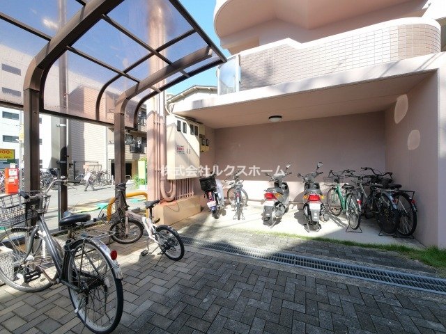 駐車場　駐車場があります