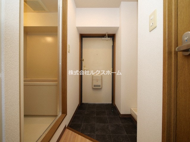 玄関　シンプルで使いやすい玄関です