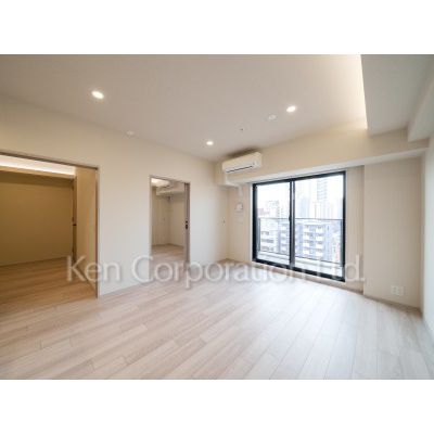 居室・リビング　同タイプ11階のお部屋を撮影。仕様が異なることがあります。